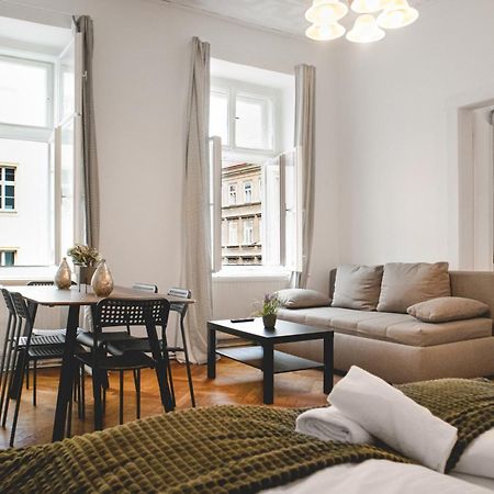Commodious 3Br Apt. Ideal For Families And Friends Apartment เวียนนา ภายนอก รูปภาพ